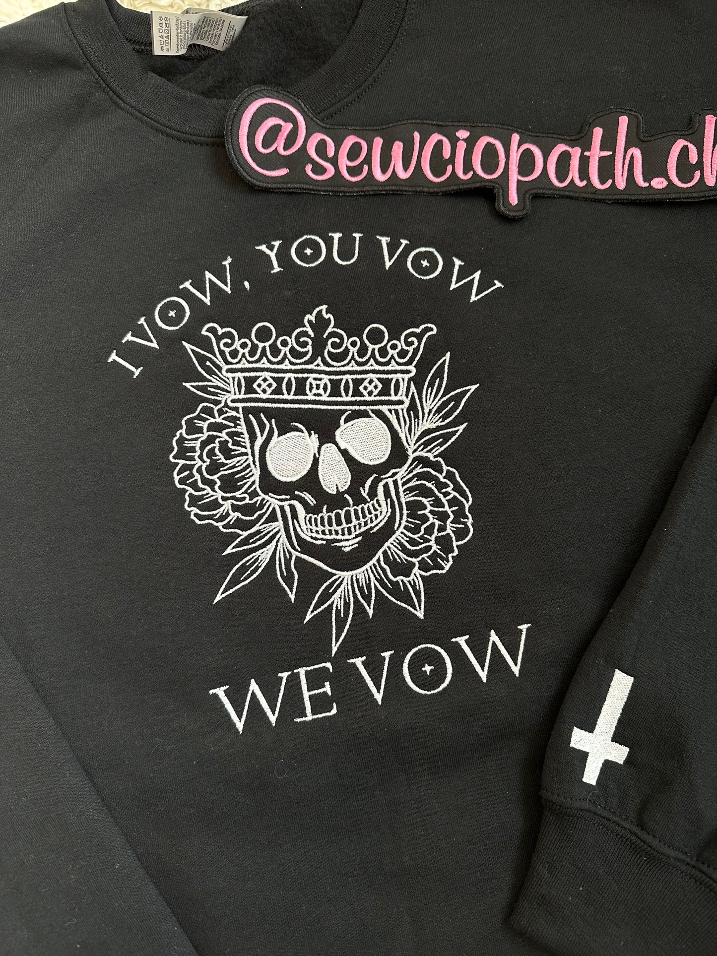I vow, you vow, we vow | The Ritual Book | Dark Romance Lover Sweatshirt
