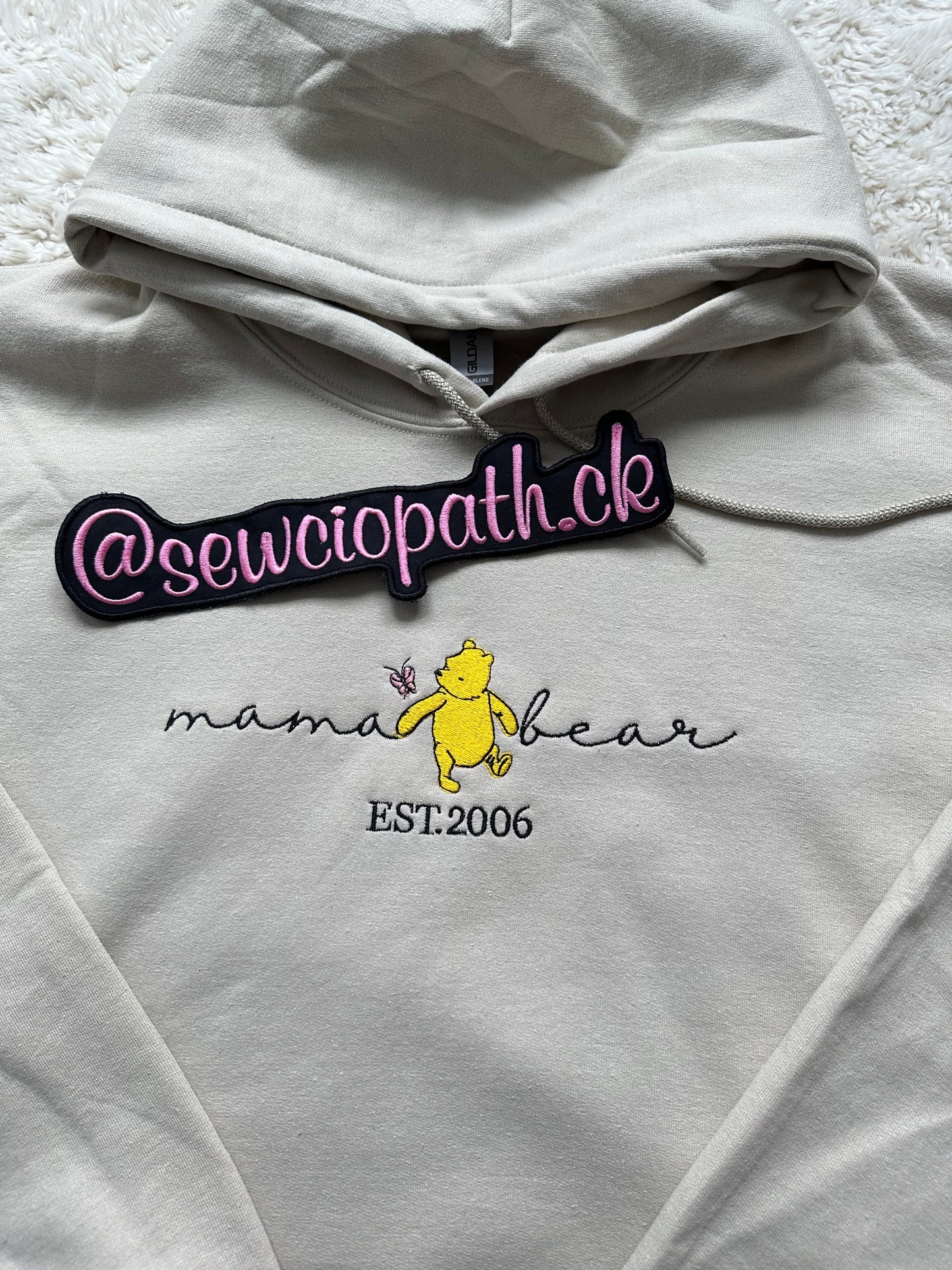Pooh Bear Mama Sweatshirt - Mama Bear Pooh Sweater