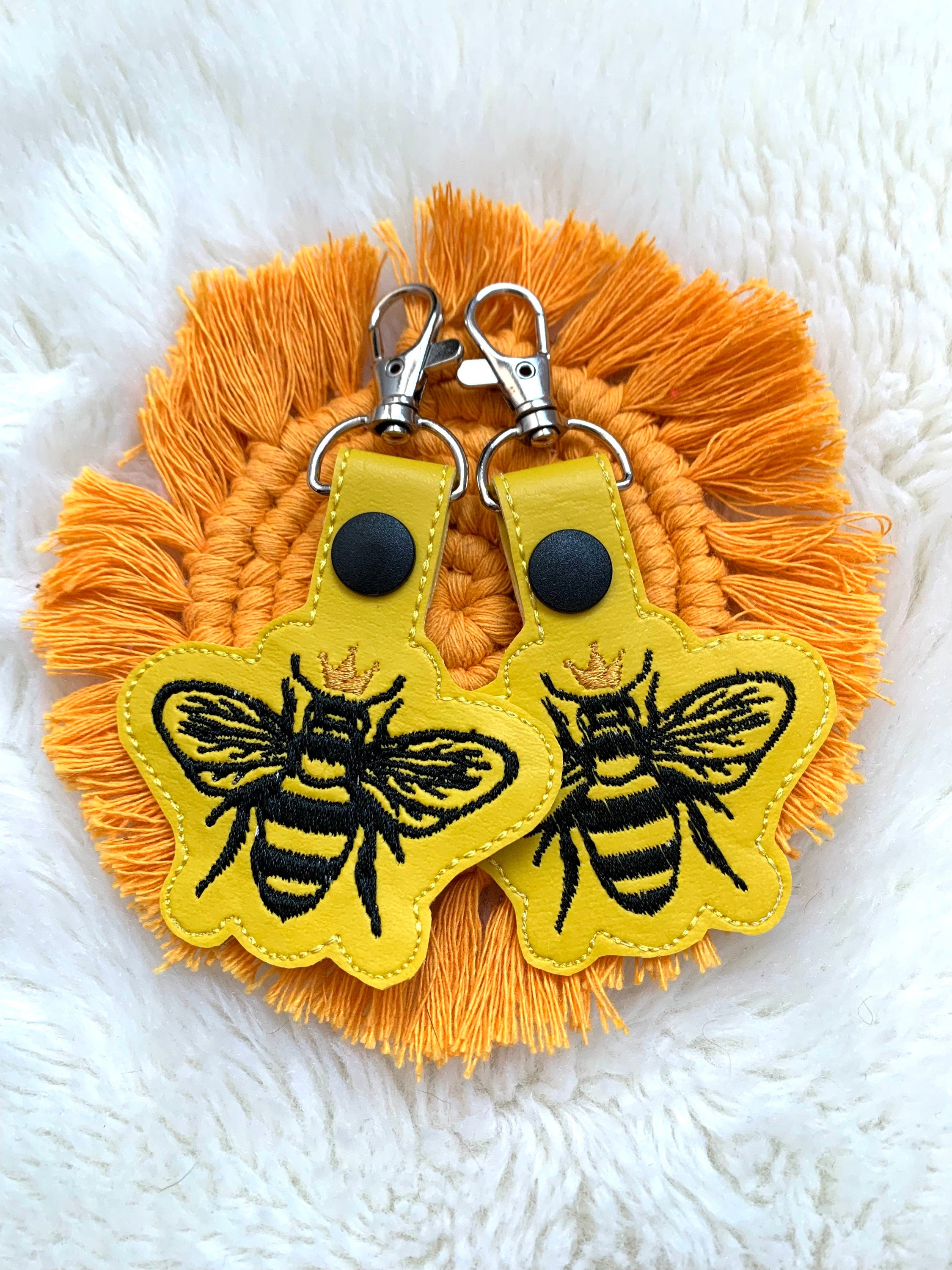 Spring Keychain Bee Queen Bee Keychain – Sewciopath